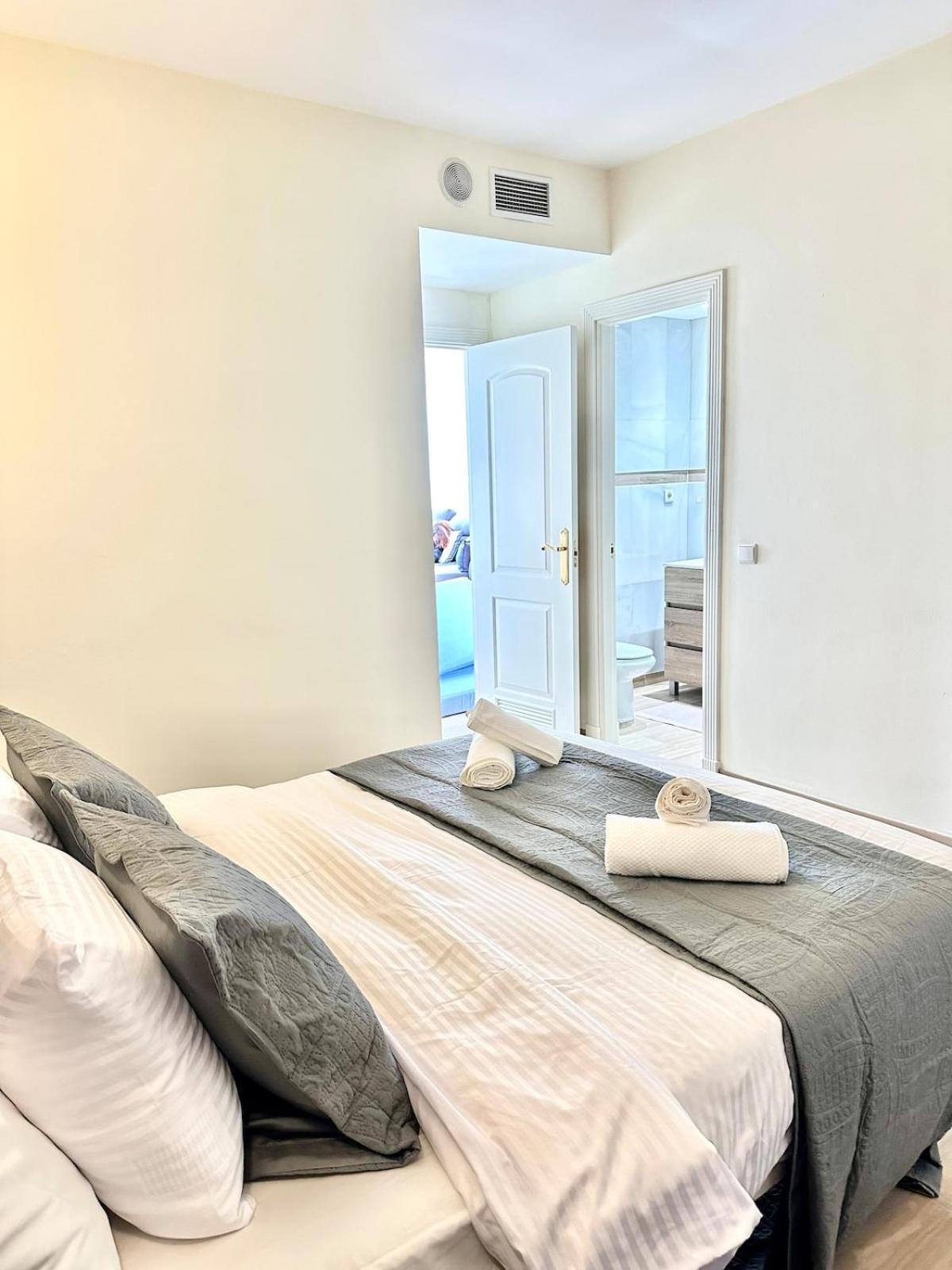 Apartment Wonderful In Puerto Marina