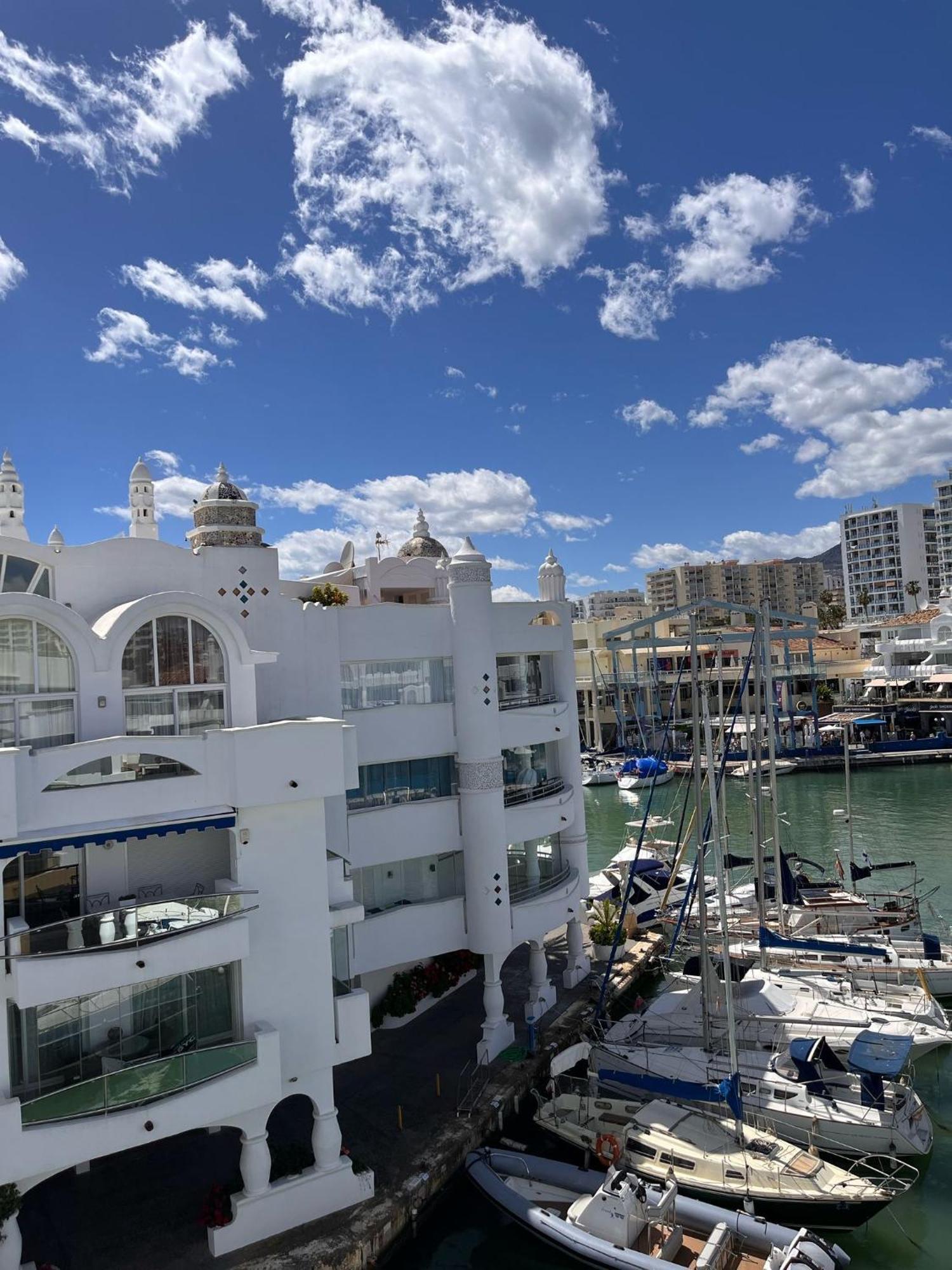 Apartment Wonderful In Puerto Marina *