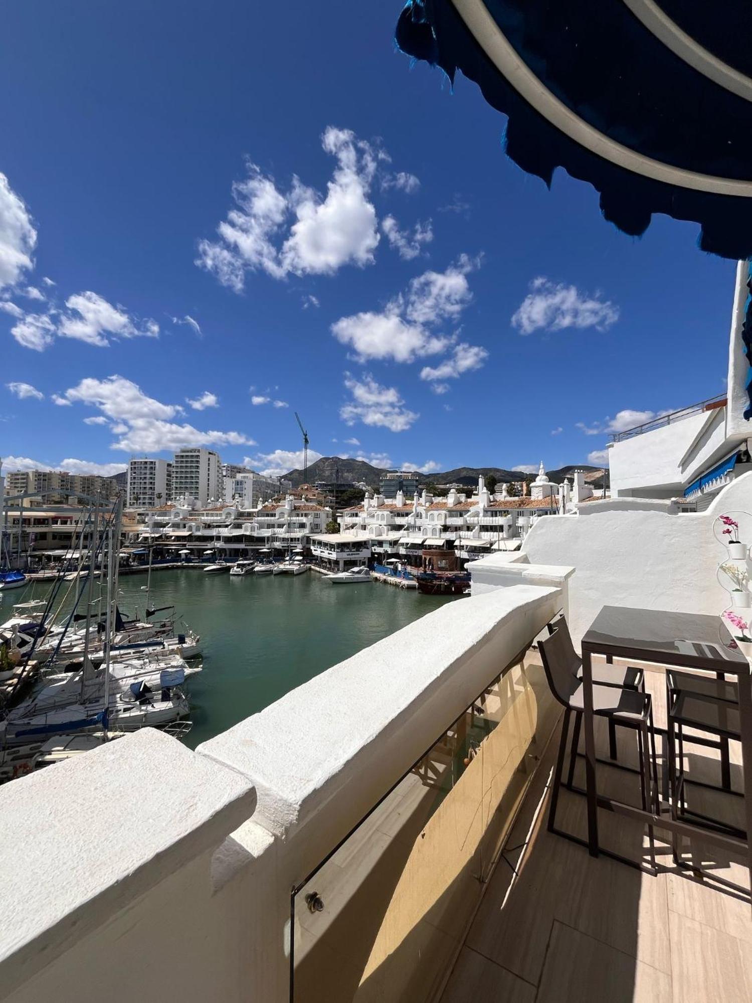 Wonderful In Puerto Marina Apartment
