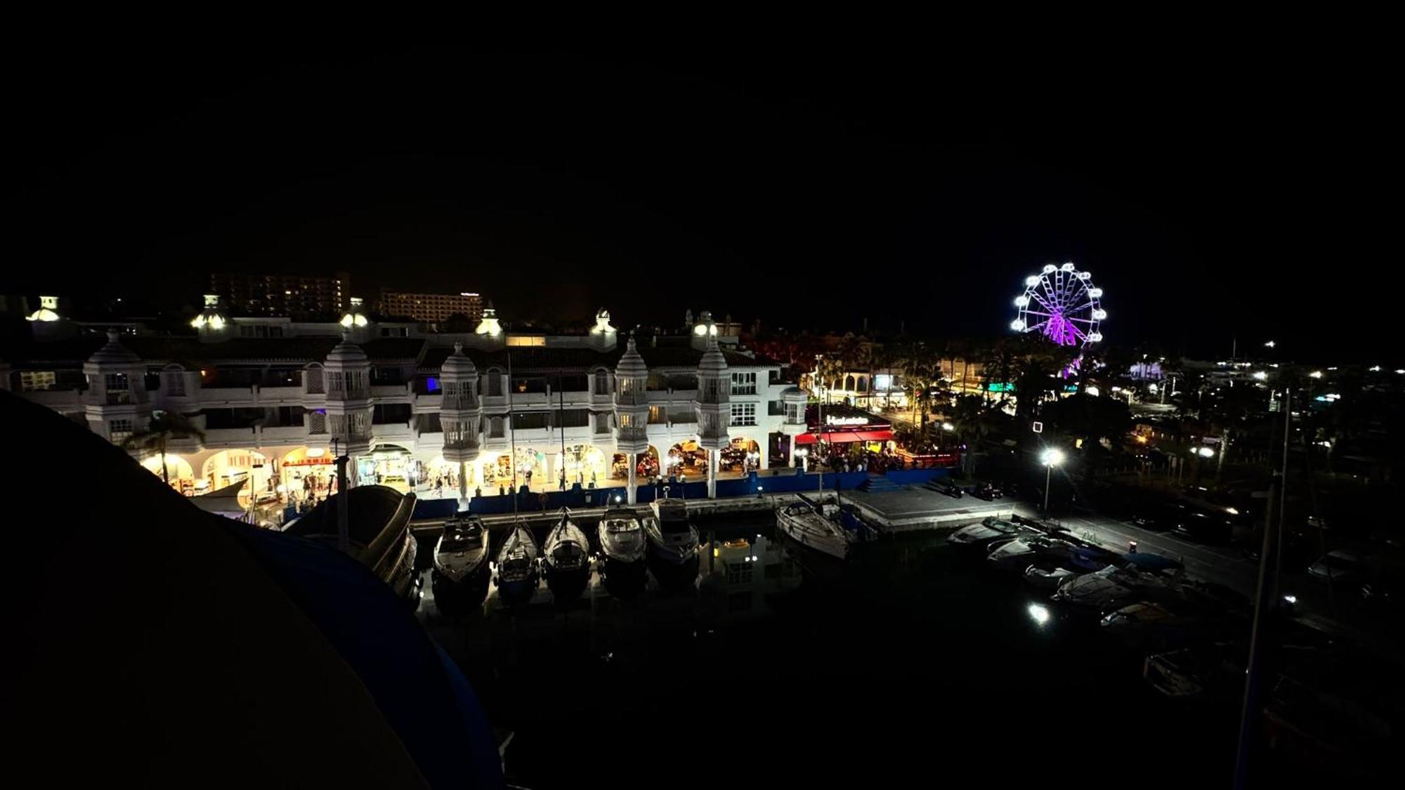 Wonderful In Puerto Marina Appartement